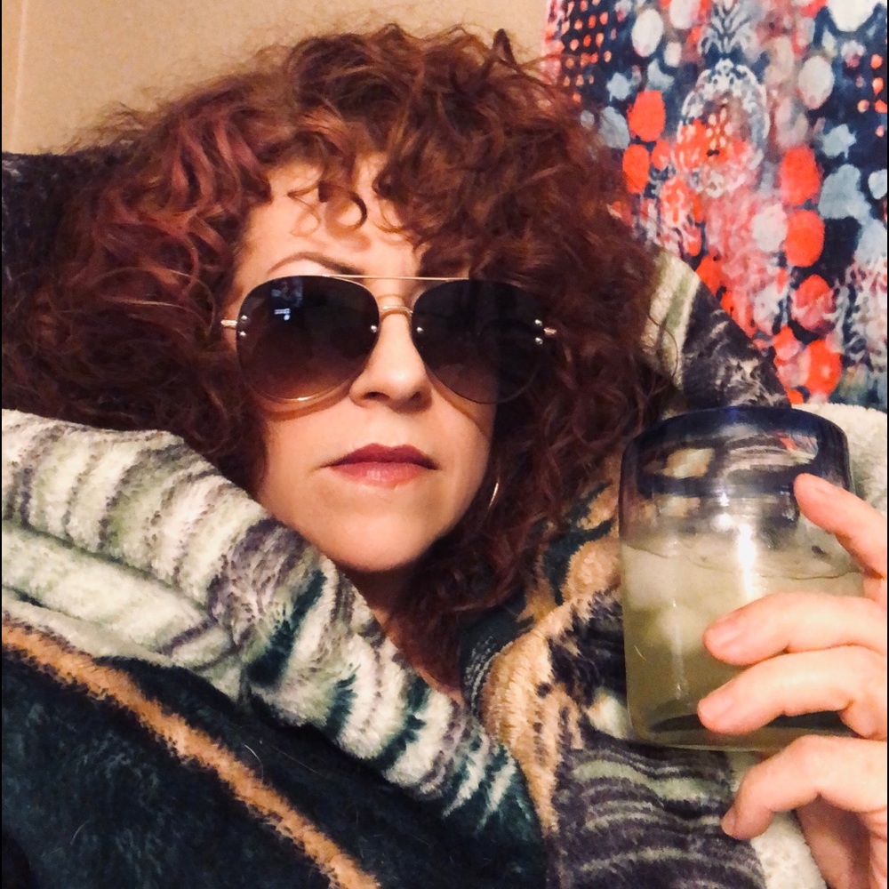 Meet your Posher, Liza